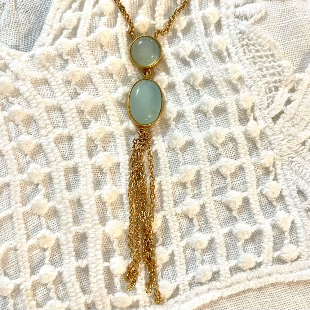 Elegant Long Gold Necklace With Green Pendant